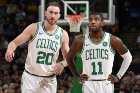 国际米兰常规赛血战北京国安，塔图姆砍下8记关键球，全场沸腾